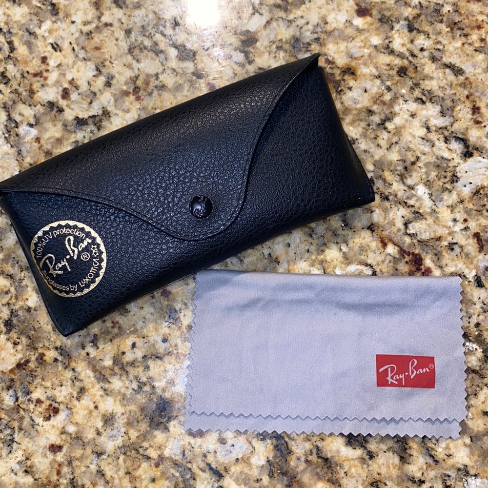 NEW Ray-Ban leather case